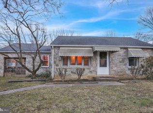 329 Dahlia Rd, Lancaster, PA 17602