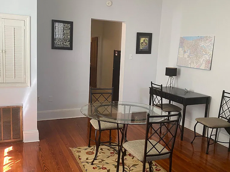 3703 Laurel St — Photo 5