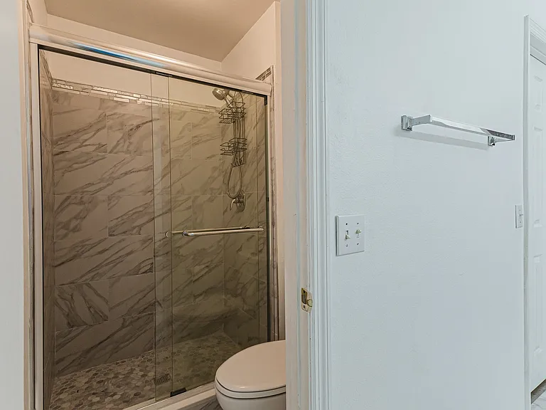 1733 La Maderia Dr SW — Photo 14