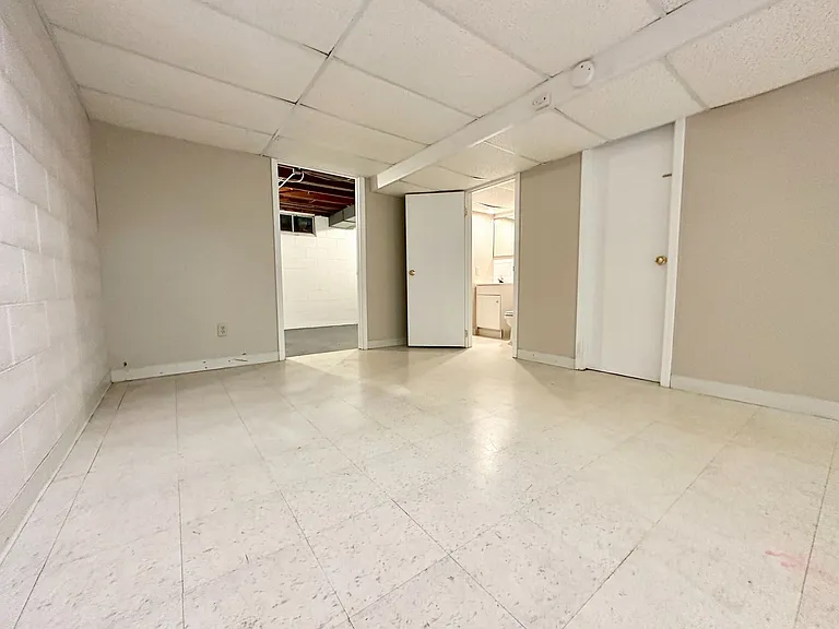 301 S Regency Dr — Photo 15
