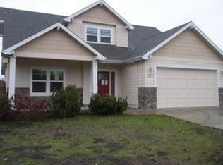 220 Willow Springs Dr, Talent, OR 97540