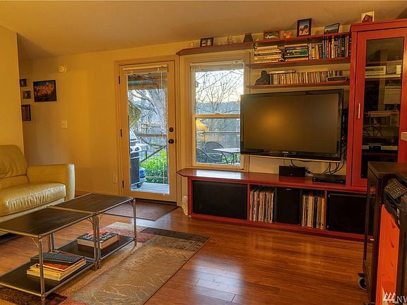 5th image of 26220 NE Stella St #1