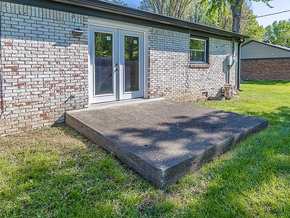 4th image of 8021 Guion Rd