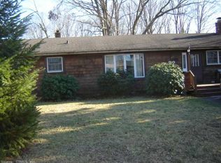 52 Ridgetop Rd, Wallingford, CT 06492