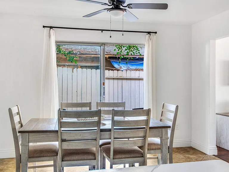 3720 S Marine St #1 — Photo 18