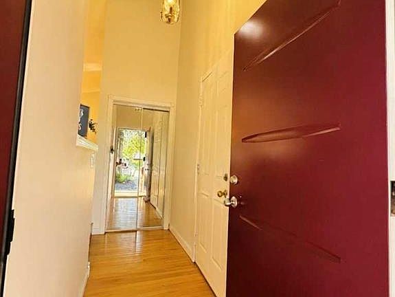 3rd image of 123 E Sunmills Pl SW