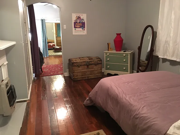 2622 Urquhart St — Photo 9