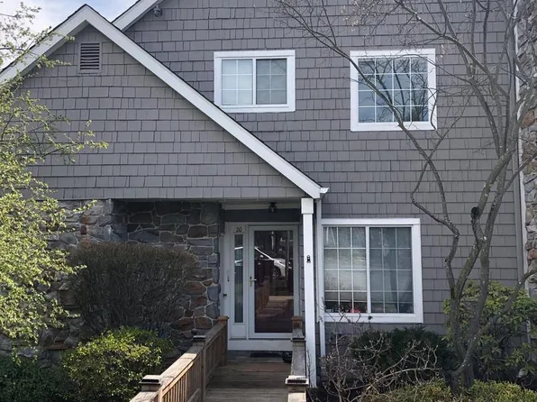 20 Lantern Ln #20, Wayne, PA 19087