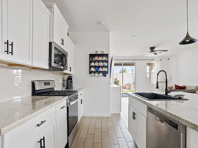 3614 E Appaloosa Dr — Photo 8