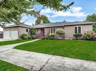 737 3rd St NW, Puyallup, WA 98371