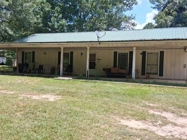 287 Midge Lacroix Rd, Pollock, LA 71467