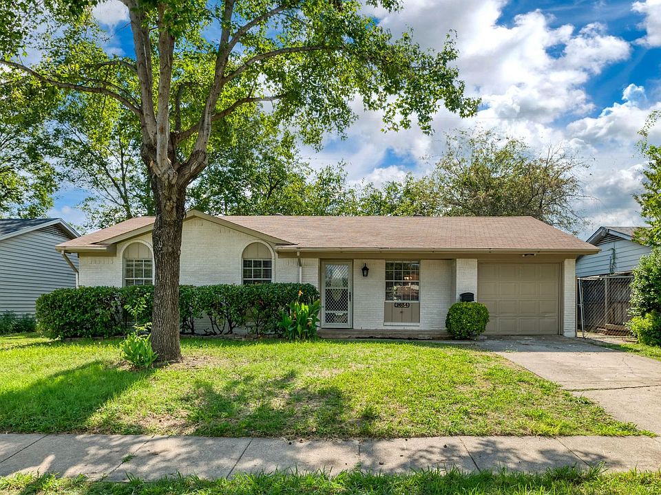 1st image of 2634 Brady Ln