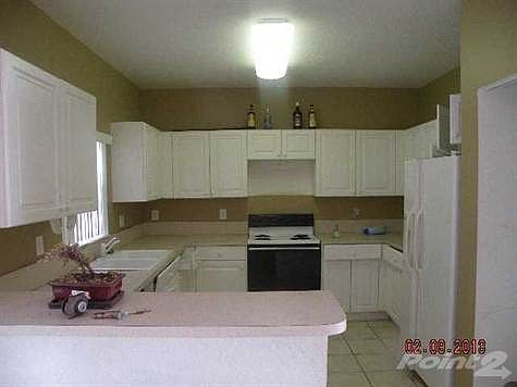 4th image of 4116 NE 26th St #1