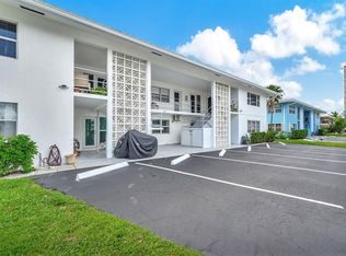 3208 Colony Club Rd, Pompano Beach, FL 33062