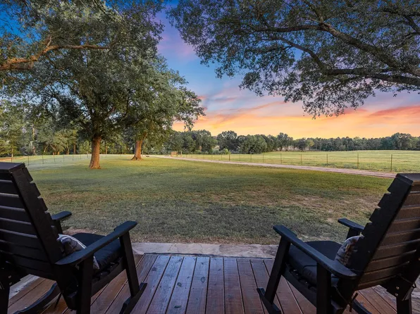 668 County Road 108, Carthage, TX 75633