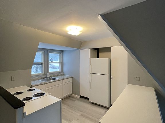 2nd image of 28 Main St #11308696