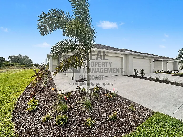 20501 Hazelnut Ct S — Photo 21