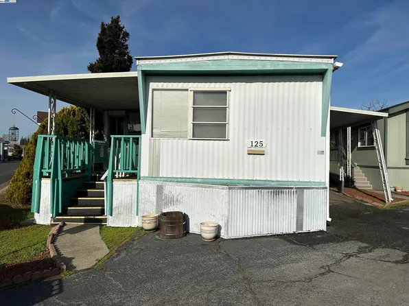 1200 W Winton Ave Space 125, Hayward, CA 94545