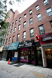 1386 Second Avenue in Lenox Hill