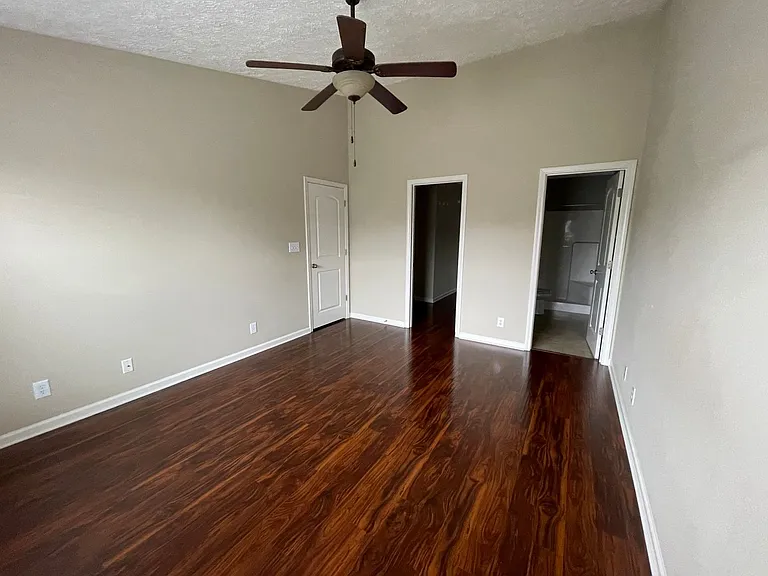 2412 Fleming Dr — Photo 17