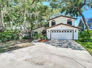 863 Harbor Hill Dr, Safety Harbor, FL 34695