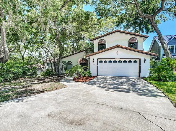 863 Harbor Hill Dr, Safety Harbor, FL 34695