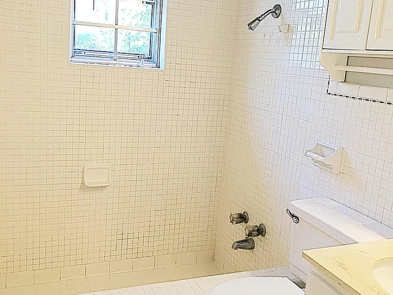 7922 Illinois St — Photo 12