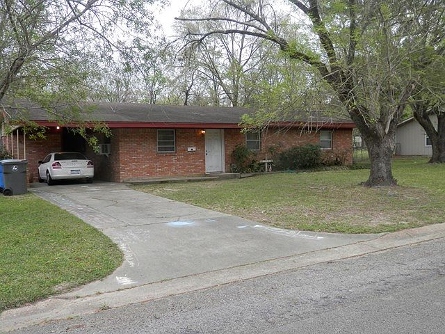 1st image of 1001 McGregor Dr