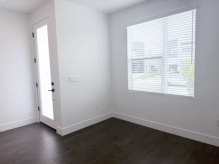 1620 Tecado Dr — Photo 3