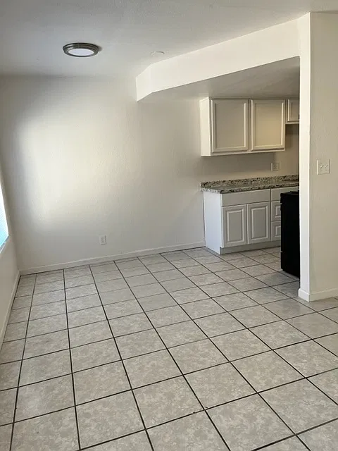 1 bed, 700 sqft, $850 — Photo 4