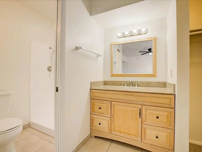 665 N Banff Ave — Photo 20