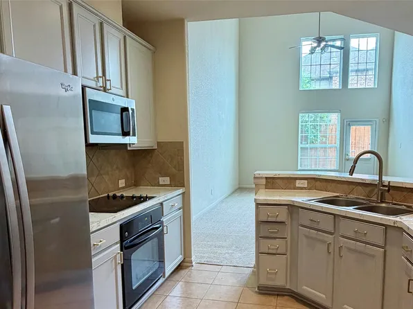 1139 Glenwood Canyon Ln, Houston, TX 77077