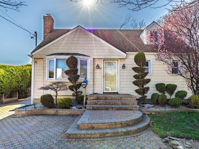 16 Ocean Avenue, Bellmore, NY, 11710