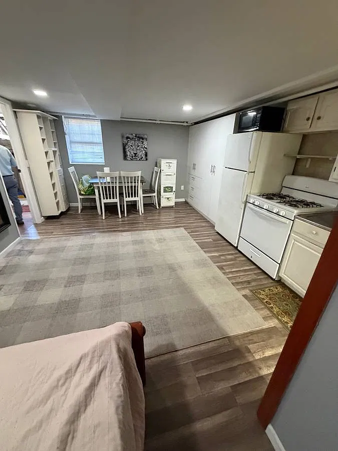 Studio, 800 sqft, $1,400 — Photo 4