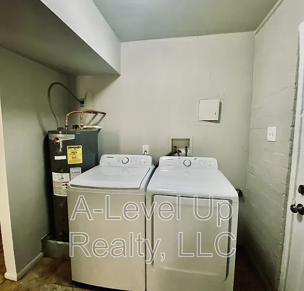 2302 E Monterey Vis — Photo 7