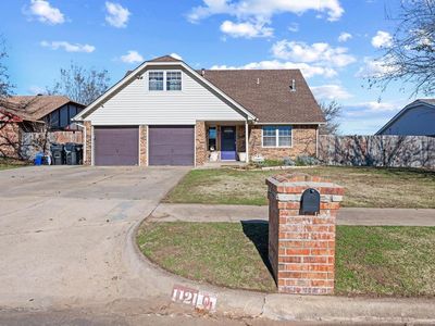 1121 NE 4th St, Moore, OK, 73160
