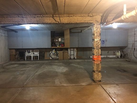 5th image of 18531 Wentworth Ave Unit 2B