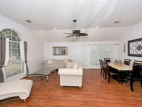 5th image of 7501 Fossil Hill Dr