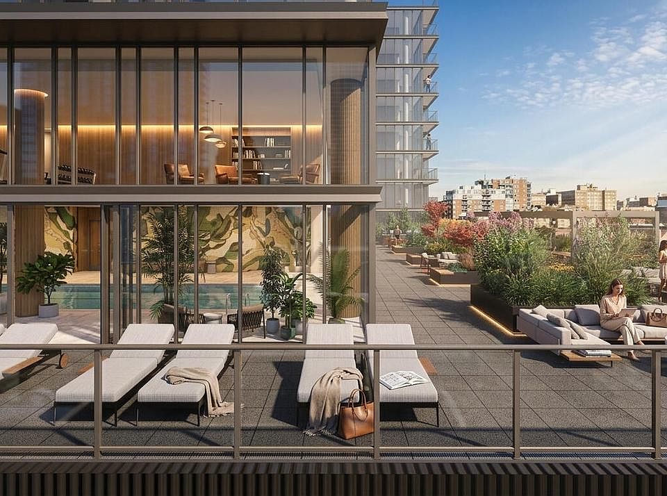 1st image of 701 E Kilbourn AVENUE #803