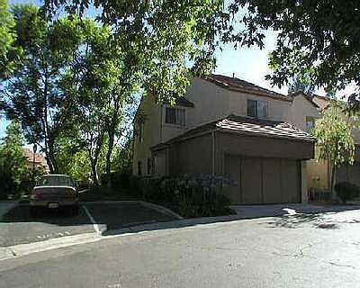 2nd image of 452 N Via Colinas