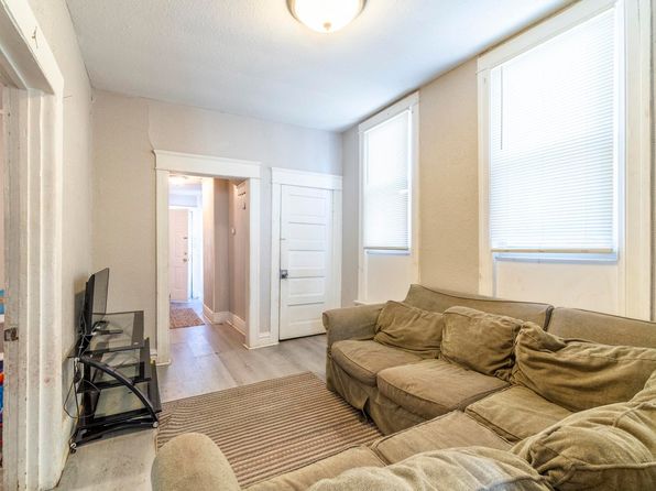 fort-wayne-indiana-73110478 picture