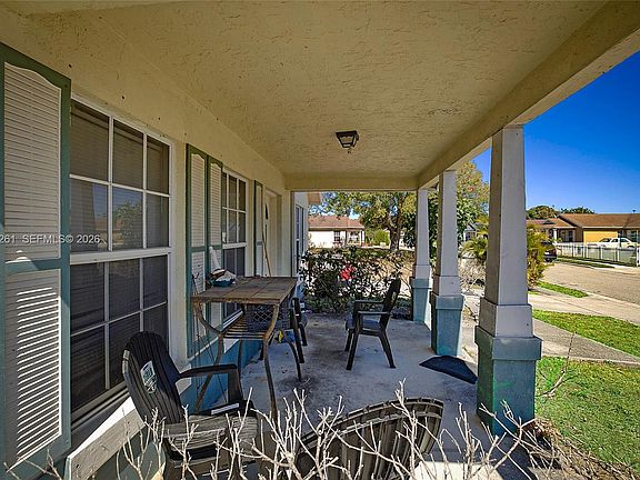 4th image of 1107 Freshwater Lakes Dr