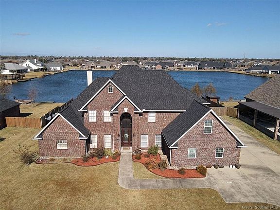 2nd image of 2518 S Savanna Ln