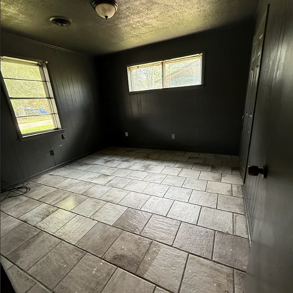 3061 Moore Ave — Photo 7