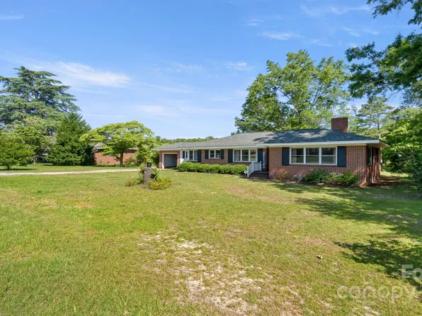 408 W Stevens Dr, Kershaw, SC 29067