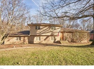1535 Belle Meade Dr, Akron, OH 44321