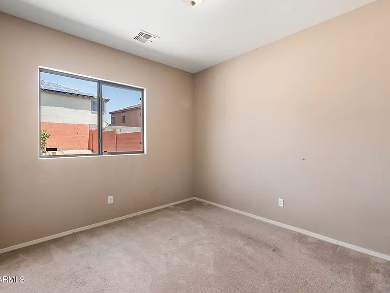 18466 W Westfall Way — Photo 6
