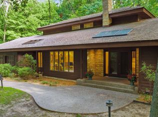 11 Fenlea Cir, White Bear Lake, MN 55110