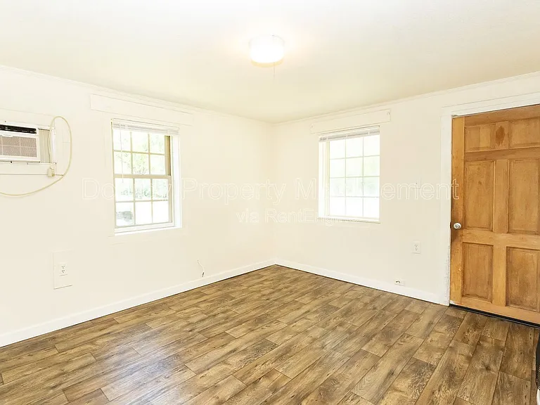 417 N Hawthorne St #417 — Photo 5