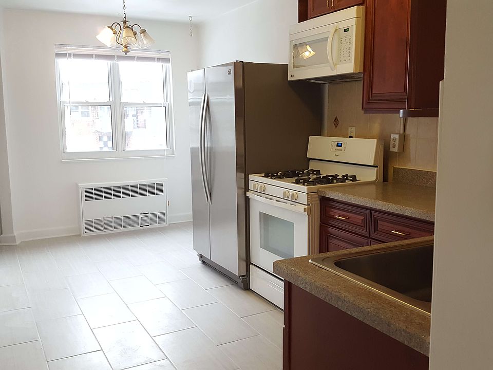 1st image of 9919 Avenue J #2